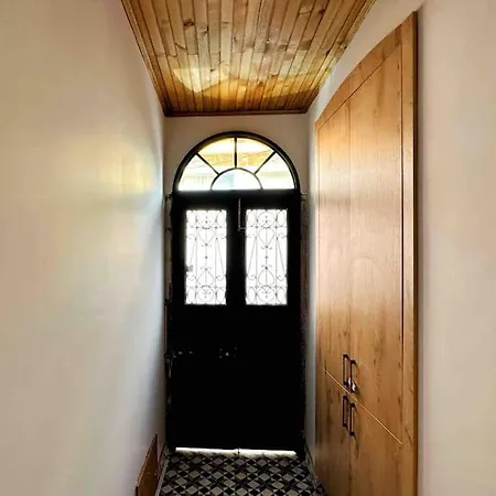 Holiday home Refurbished Triplex In Taksim